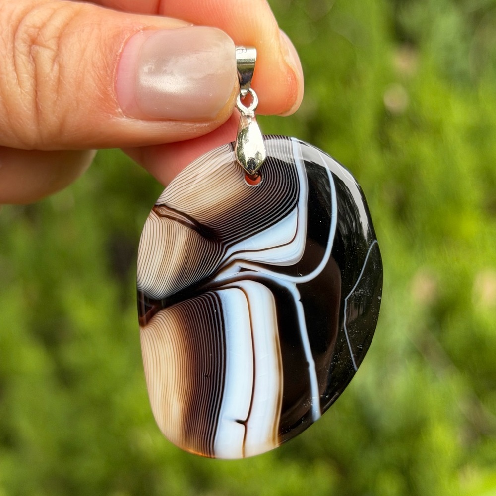 Sterling‎ siler 925 stamped unique banded agate free form pendant 1831